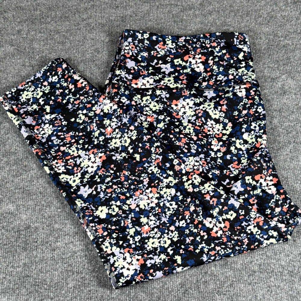 MTA Sport 3X Capri Leggings Floral Print Athleisure Activewear Plus Size Sliming